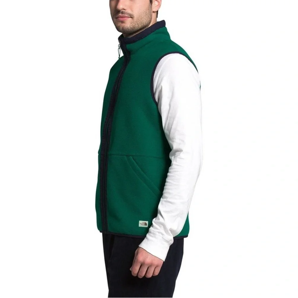 NWT The North Face Carbondale Vest Size Large Evergreen & Navy size XL